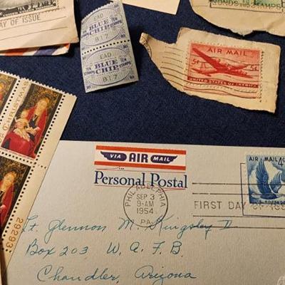 Homeowner has decided to keep the ephemera. Sorry for the inconvenience!