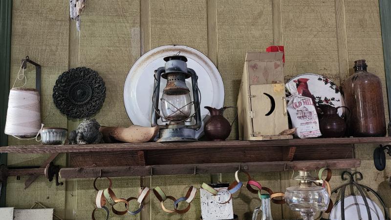 Sale Photo Thumbnail #121