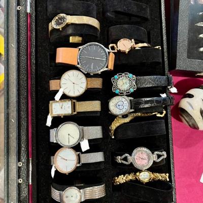 Sale Photo Thumbnail #220
