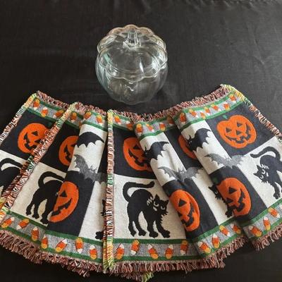 Lot 216: 6 Halloweens Placemats And Glass Pumpkin Cookie Jar