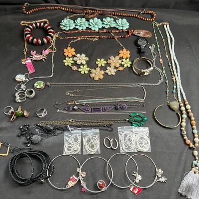 Lot 128:  Lot of Costume & Fashion Jewelry – Necklaces, Bracelets, Rings & Earring