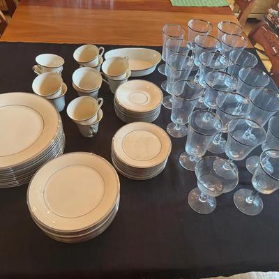 Lot 207: Lennox Solitaire China Set And Glassware