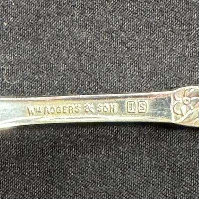 Lot 124:  Twenty Vintage Wm. Rogers & Son IS Silverplate Spoons – Floral Pattern