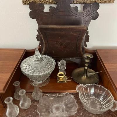 Lot 320: Miscellaneous Vintage Decor
