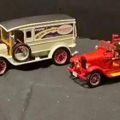 Sale Photo Thumbnail #34: 1903 - 1935 Die-Cast Vintage Model Cars 
