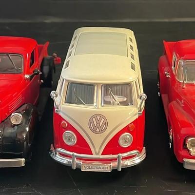 Sale Photo Thumbnail #79: Model Trucks & VW Bus