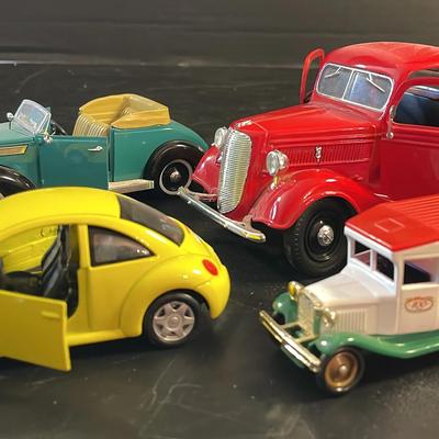 Sale Photo Thumbnail #80: Model Cars & Trucks Featuring Kellogg's, Fordand VW