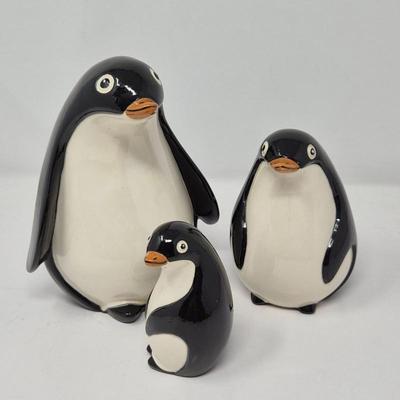 Adorable Ceramic Penguin Family Trio