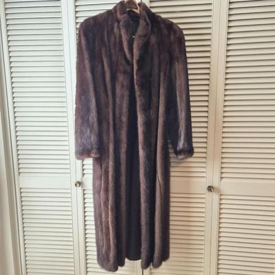 Long Chocolate Brown Mink Fur Coat Size Small