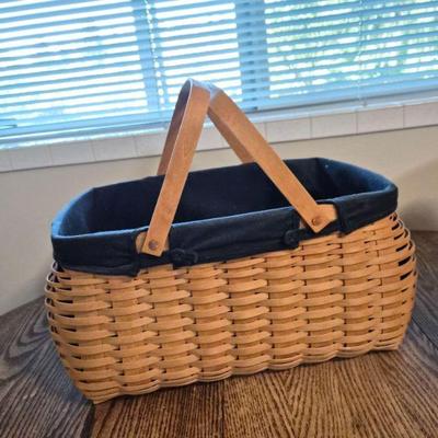 Large Longaberger Basket & Black Cotton Liner
