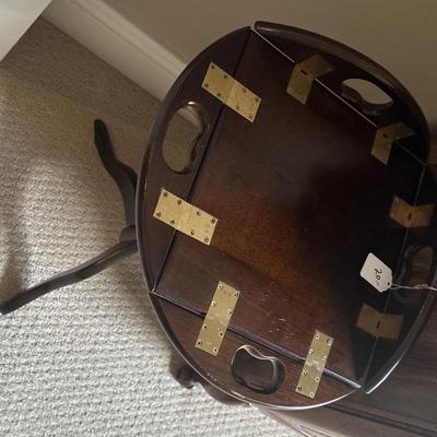 Sale Photo Thumbnail #142: Table with folding sides
