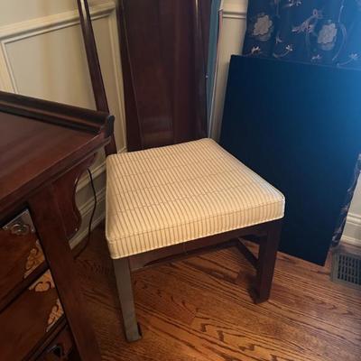 Sale Photo Thumbnail #127: Dining room chairs have neutral upholstery