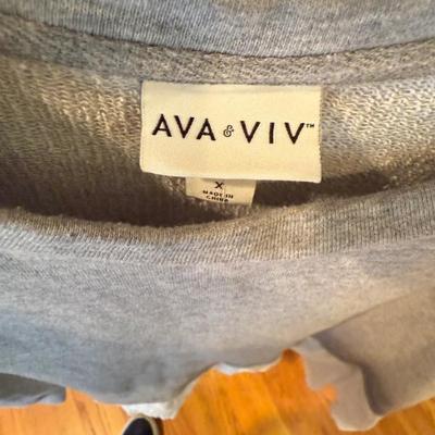 Sale Photo Thumbnail #853