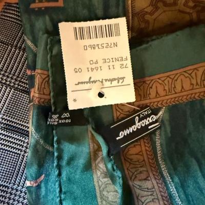 Sale Photo Thumbnail #599