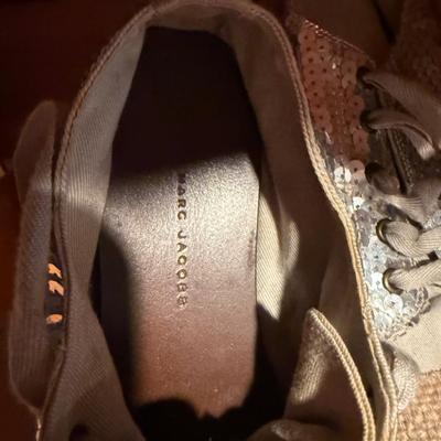 Sale Photo Thumbnail #313