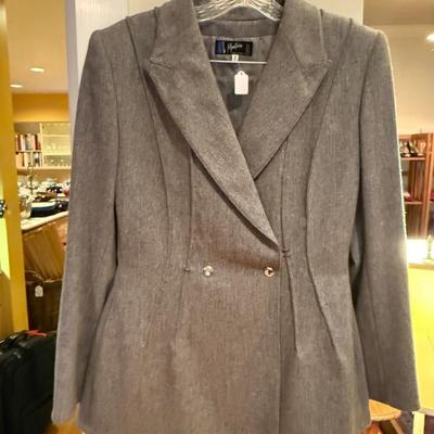 Sale Photo Thumbnail #29