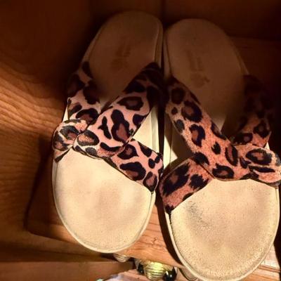 Sale Photo Thumbnail #252