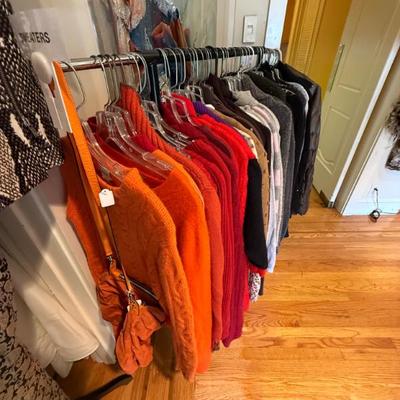 Sale Photo Thumbnail #871
