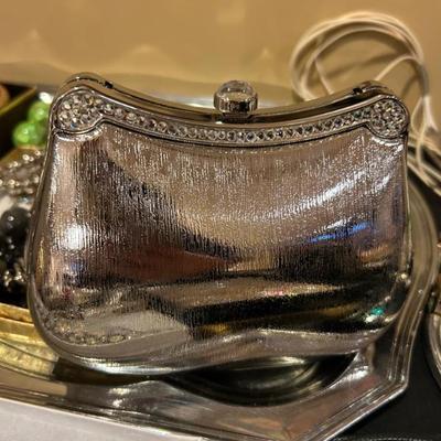 Sale Photo Thumbnail #108