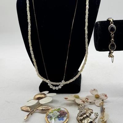 Sale Photo Thumbnail #214