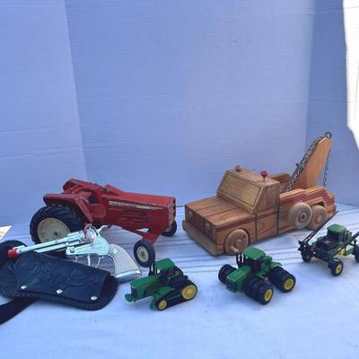 Wood Tow Truck, Small John Deere Tractors, Allis-Chalmers Red Tractor 