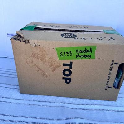 Mystery Box Loose Baseball Cards