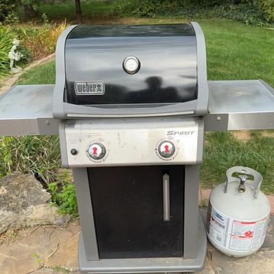 Weber Spirit Propane Grill With 2 Tanks