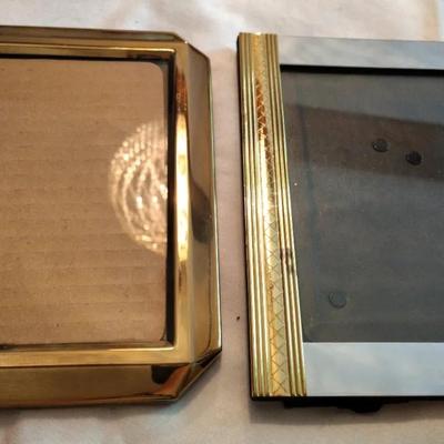 2 Metal Picture Frames 