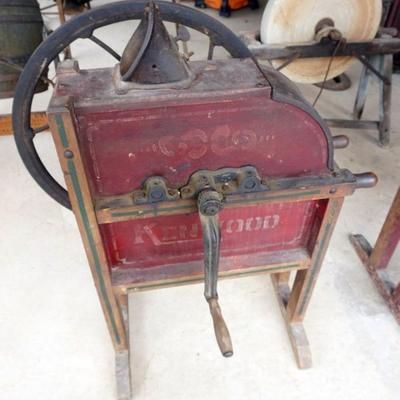 Sale Photo Thumbnail #142: 1142	PRIMITIVE CORN SHELLER *KENWOOD*, APPROXIMATELY 29 IN X 19 IN X 42 IN H
