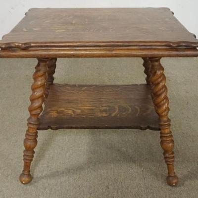 Sale Photo Thumbnail #179: 1179	ANTIQUE QUARTER SAWN OAK PARLOR TABLE, APPROXIMATELY 24 IN X 30 IN X 29 IN H
