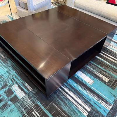 Coffee table
W: 5ft x 48 x 18 in.