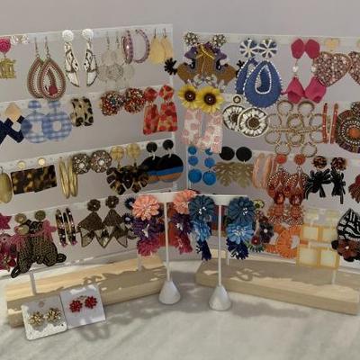 Sale Photo Thumbnail #590
