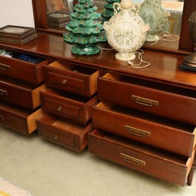 Sale Photo Thumbnail #85
