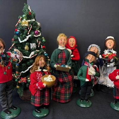 Byers' Choice Carolers-Christmas Tree Decorating, Christmas Traditions 