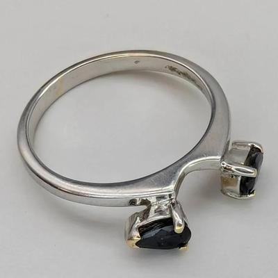 14K White Gold Nesting Ring w/ Blue Topaz...Sz 5.5