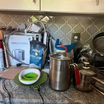Sale Photo Thumbnail #15: Kangen water purifier machine with accessories $300