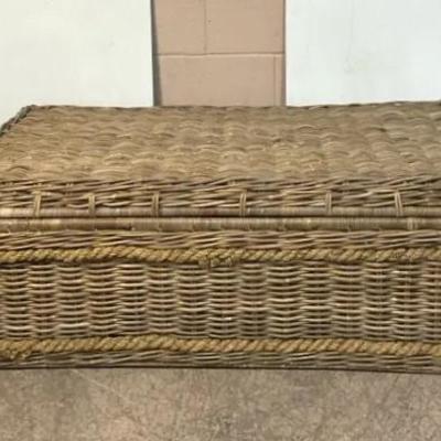 Large Wicker Storage Trunk 