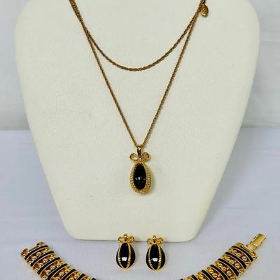 Joan Rivers Goldtone & Navy Necklace, Earrings and Bracelet