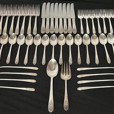 56-pc Set Wm Rogers 1935 “Marigold Silver Mist” Silverplate Flatware / Original Rogers
