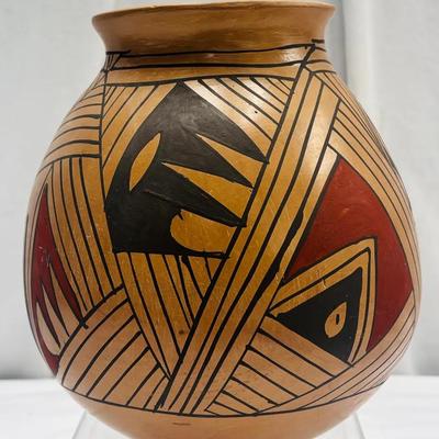Mata Ortiz Polychrome Pottery Jar by N.G. Silveira
