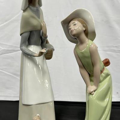 Pair of Lladro Porcelain Figurines – Farm Girl with Basket & Young Girl in Hat
