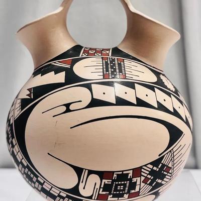 Signed Mata Ortiz Wedding Vase by Teresa Jaquez