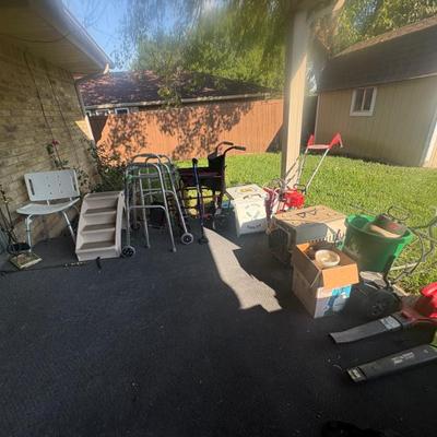 Estate sale photo