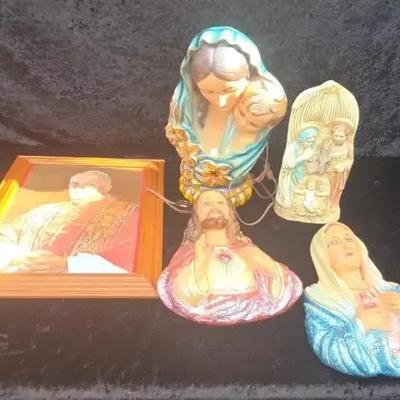 Jesus, Mary, & Pope 5 Piece Decor Collection