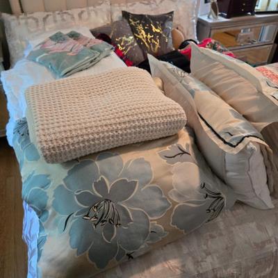 Sale Photo Thumbnail #75