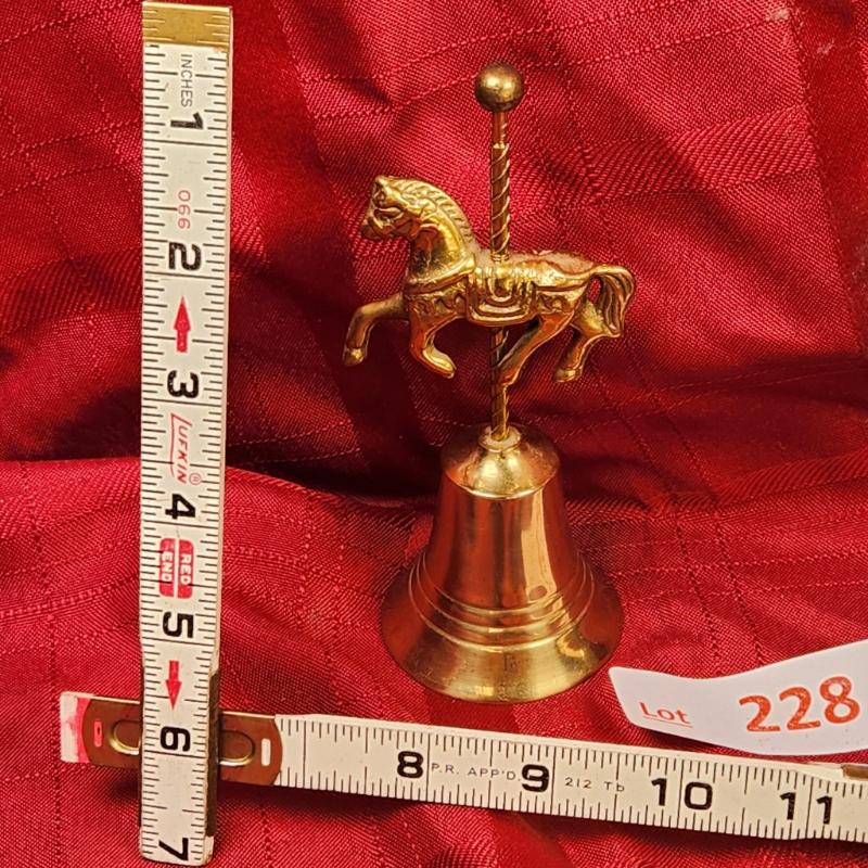 Sale Photo Thumbnail #642