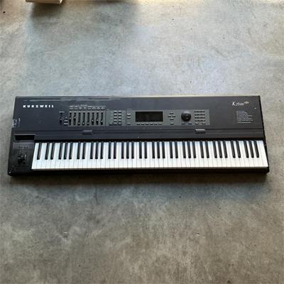Sale Photo Thumbnail #29: Kurzweil K2600XS 88-Key Digital Sampling Synthesizer Workstation