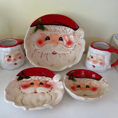 Vintage Holiday Dishes 