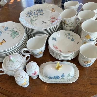 Lenox "Butterfly Meadow" China Set - 50 Piece Set 