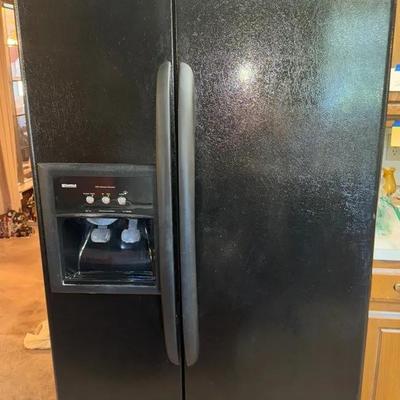 Kenmore Refrigerator 